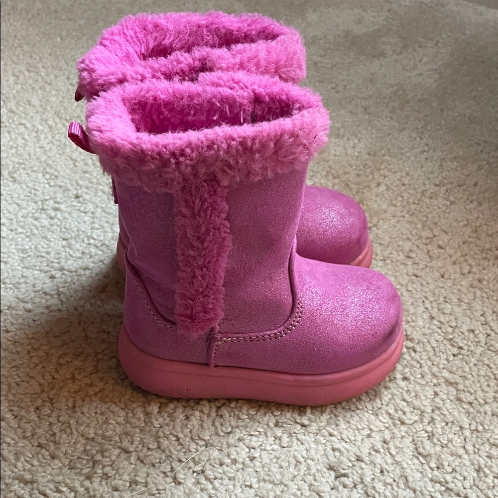 Cozy Pink Sparkly Toddler Fur Boots, Size 4
